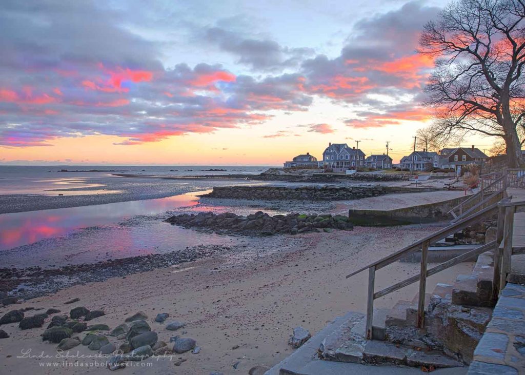 pink clouds at the beach at low tide, chapman beach Westbrook ct photographer