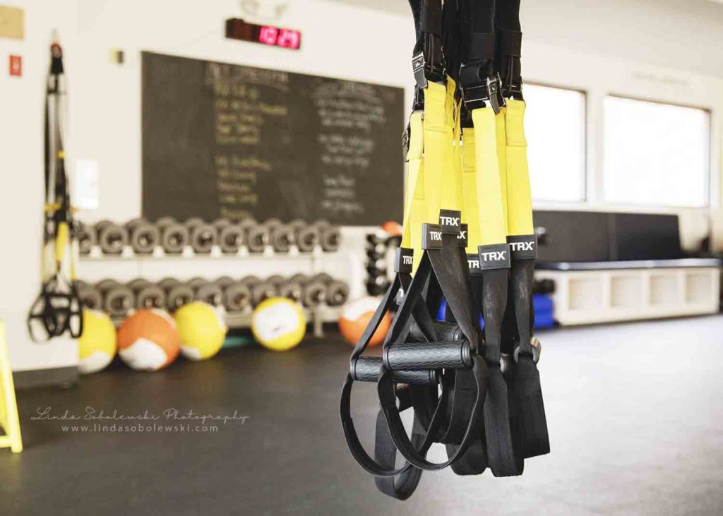 try straps hanging at the gym, guilford lifestyle photographer