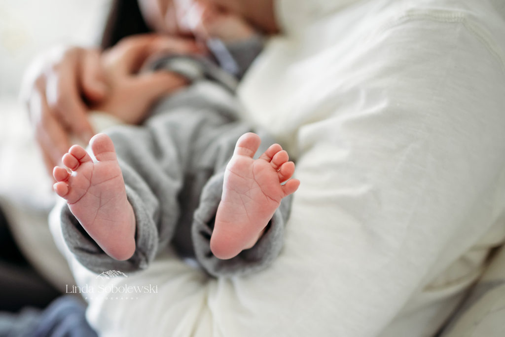 baby feet, Guilford Newborn photographer