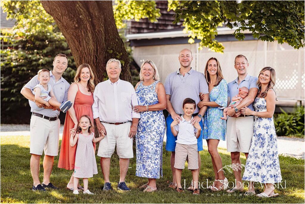 multigenerational family photo shoot on the beach in Old Lyme, CT